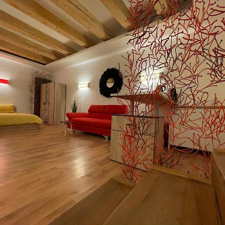 New Workspace Studio Savoya9 Self Check In Old City Center Τιμισοάρα Εξωτερικό φωτογραφία